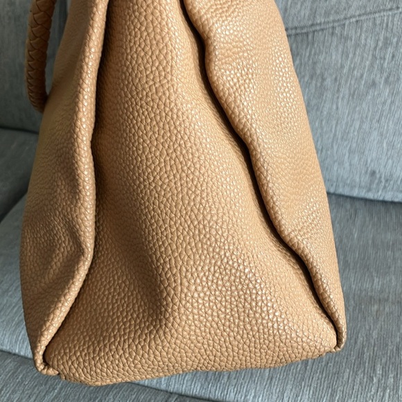 Nautica tan tote bag - Picture 5 of 11